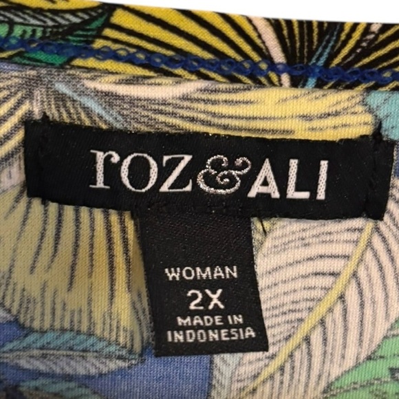 Roz & Ali Blue Green Sleeveless Tank Top Tropical Print - Picture 3 of 6